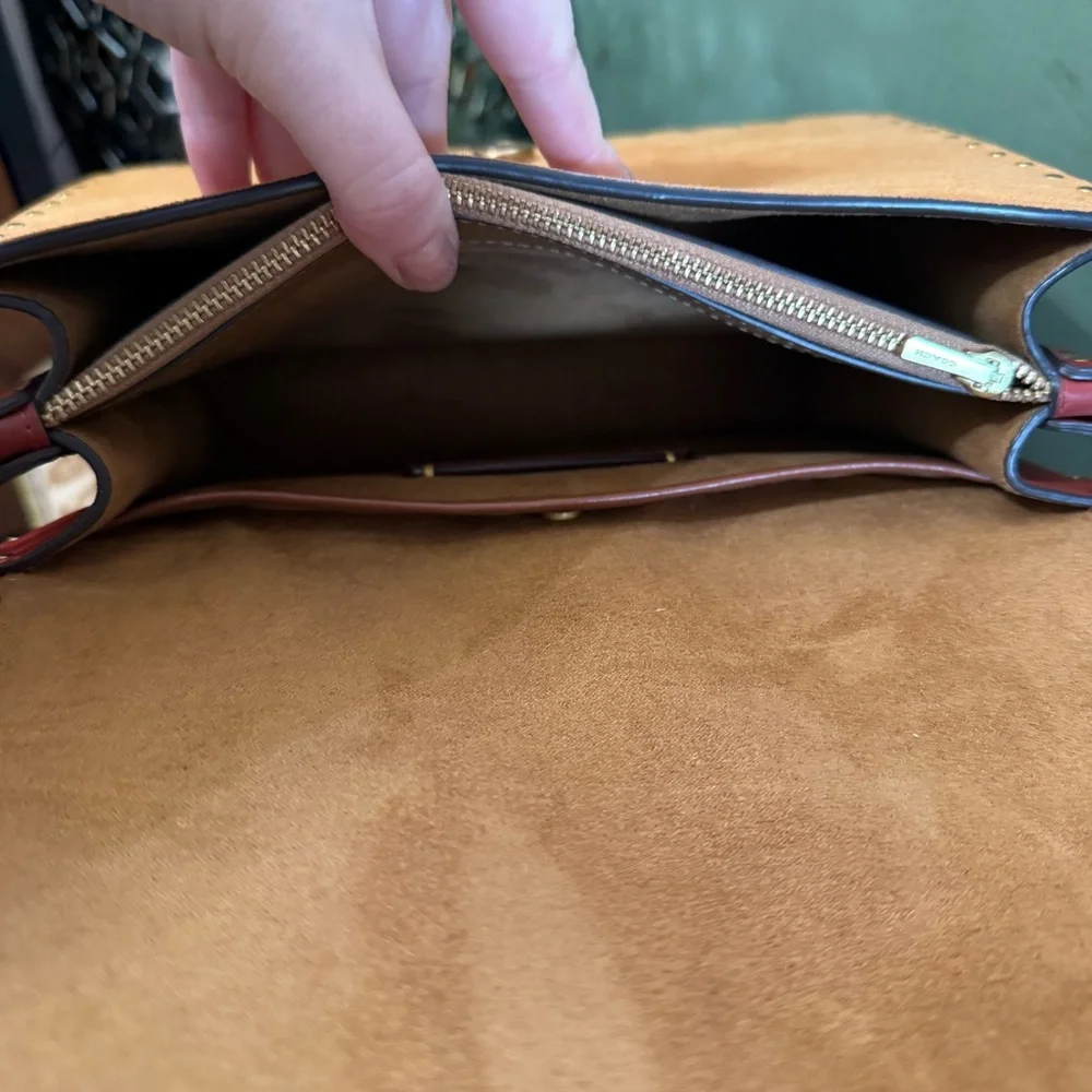 COACH Color block Beat Bag - Picture 10 of 15